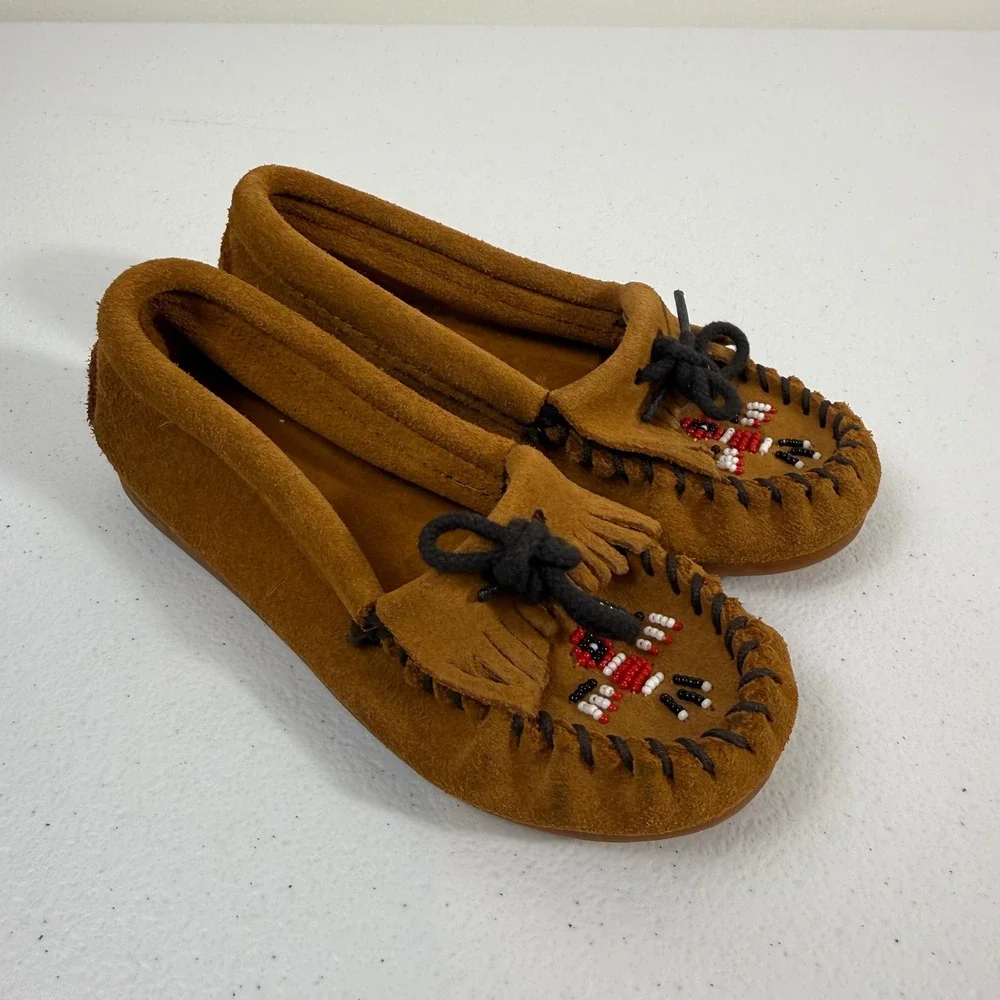 Minnetonka Kids Thunderbird Brown Suede Beaded Moccasin Shoes Size 12 2602